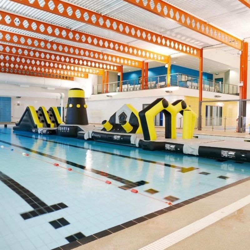 Image of the swimming pool at Waterlane